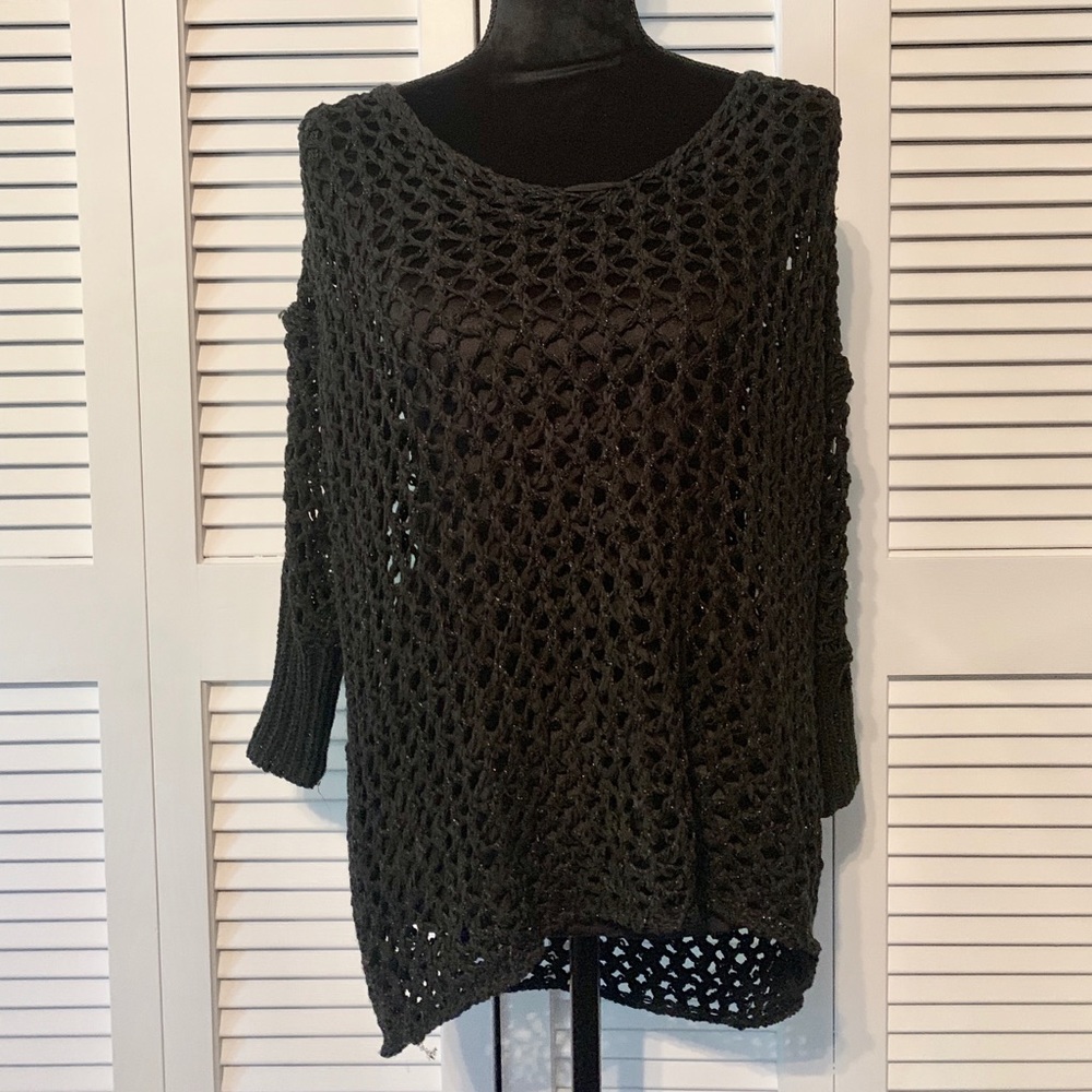 MODA Black Crotchet sweater